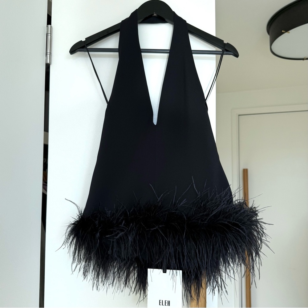 Italian Brand Eleh. Elegant Black Halter Top with Feather Detail. M Size. New! - Picture 1 of 10